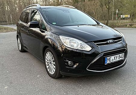 Ford Grand C-Max Titanium Panorama 7 Sitzer