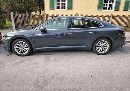 VW Arteon Volkswagen 2.0 TDI SCR
