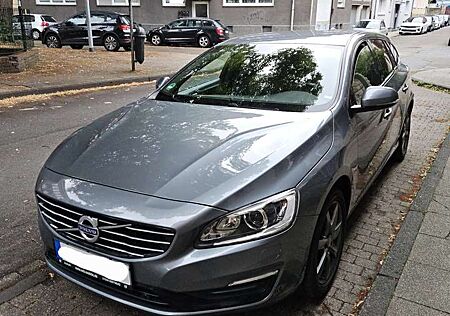 Volvo V60 T4 Linje Svart