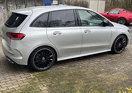 Mercedes-Benz B 200 B-Klasse 7G-DCT AMG Line, Night , AHK, 19" Alu