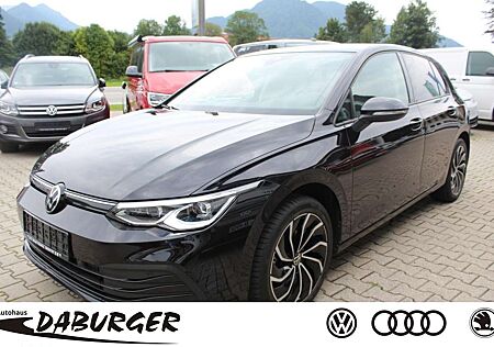 VW Golf Volkswagen VIII 2.0 TDI Life MATRIX+17-ZOLL+ErgoActive Klima