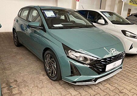Hyundai i20 Trend Automatik NAVI
