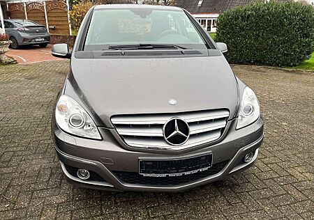 Mercedes-Benz B 200 Autom., Bi-Xenon,Lamellendach,Navi,2.Hd.