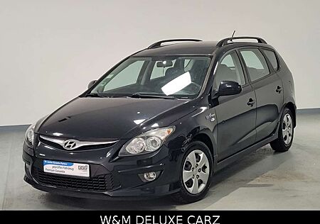 Hyundai i30 CW blue 1.4 Europe/KLIMA/2 HD/HU 11/2025