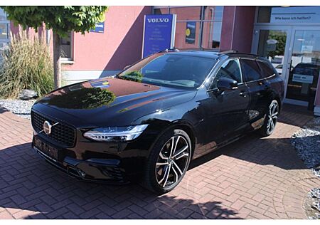 Volvo V90 T6 Plug-In Hybrid AWD Plus Dark mit Luftfw.,Panora