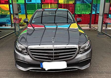 Mercedes-Benz E 220 d 4MATIC HUD PANO HAHRASS+ MASSAGE SOFT