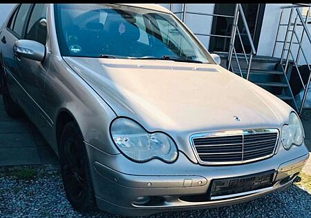 Mercedes-Benz 180