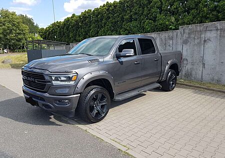 Dodge RAM 100% UNFALLFREI 5.7 v8 LPG 4x4 navi kamera