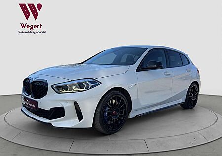 BMW 135 i xDrive*CARPLAY*HUD*LIVECOCKPIT*KEYLESS*