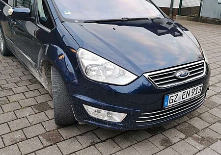Ford Galaxy 2.0 TDCi DPF Titanium