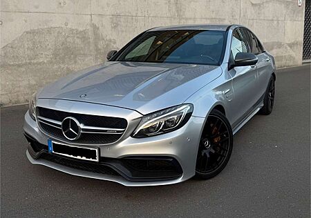 Mercedes-Benz C 63 AMG S *MB-Scheckheft*Keramik*Carbon*