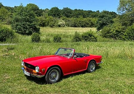 Triumph TR6 3 Weber Vergaser