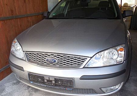 Ford Mondeo 2.0 Turnier TDCi Ghia