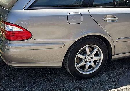 Mercedes-Benz E 220 T CDI Automatik Classic DPF