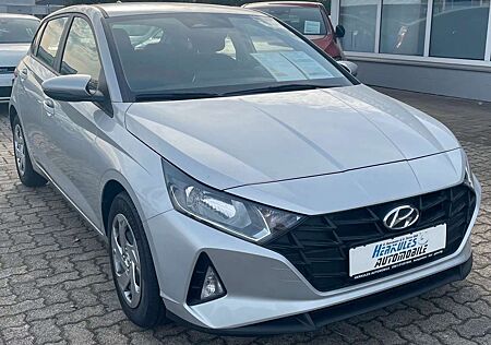 Hyundai i20 1.2 AppleCarplay/Android Auto/Kamera