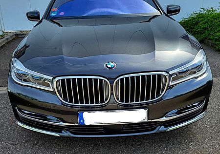 BMW 750 x Drive, Bow.&Wilk., Exec.-Drive, Integral-Lenkung