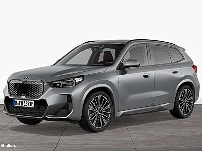 BMW iX1 xDrive30 M Sportpaket Head-Up HK HiFi DAB