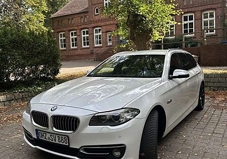BMW 520d 520 xDrive Touring Aut. Luxury Line