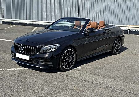 Mercedes-Benz C 300 Cabrio 9G-TRONIC AMG Line