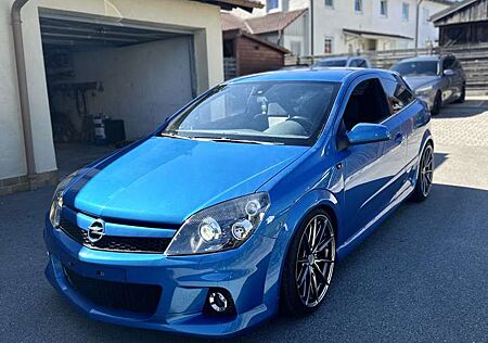 Opel Astra H GTC OPC 2.0 Turbo