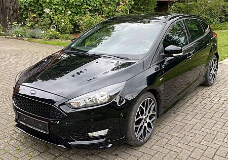 Ford Focus 1.0 EcoBoost Start-Stopp-System ST-Line