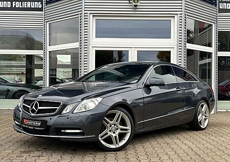 Mercedes-Benz E 350 E -Klasse Coupe PDC / SHZ / NAVI / TOTWINK