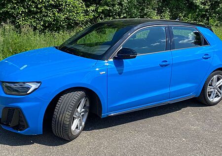 Audi A1 30 TFSI Sportback S line
