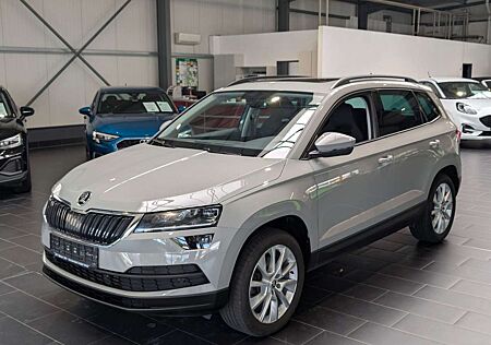 Skoda Karoq 2.0 TDI SCR 4x4 DSG Style 8-fach 1.Hand