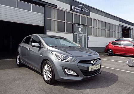 Hyundai i30 Style 1.6 CRDI Automatik*1.HD*PDC*ALU*SHEFT*