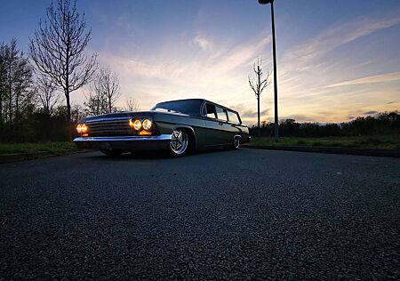 Chevrolet Impala Biscayne