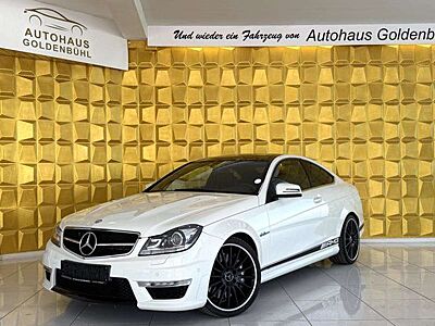Mercedes-Benz C 63 AMG *PANO*SHZ*TEMPOMAT*TOT WINKEL*