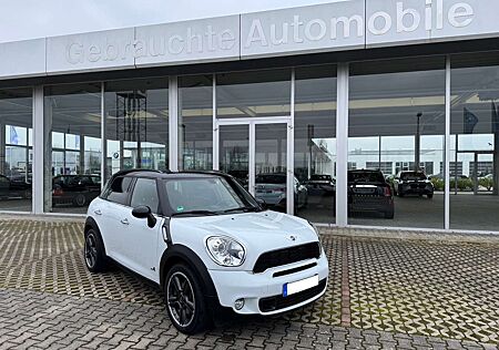 Mini Cooper S Countryman 4X4*SHZ*PANO*LEDER*SPORT*NAV*TOP*TEMPO*ALU