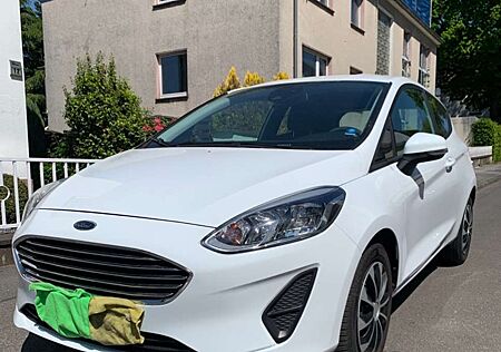 Ford Fiesta 1.1 //Klima//Elk Fenster//Start Stop// Scheckheft.