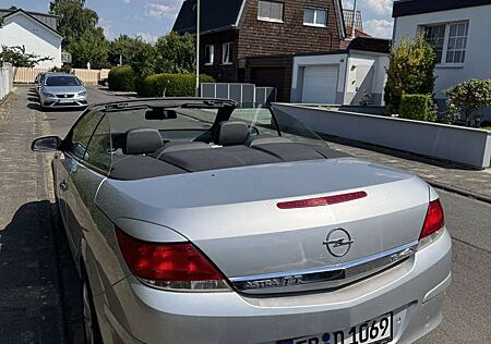 Opel Astra Twin Top 1.6 Edition