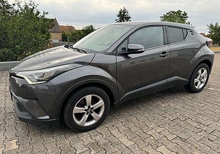 Toyota C-HR Lounge