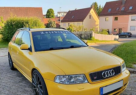 Audi S4 Avant Quattro