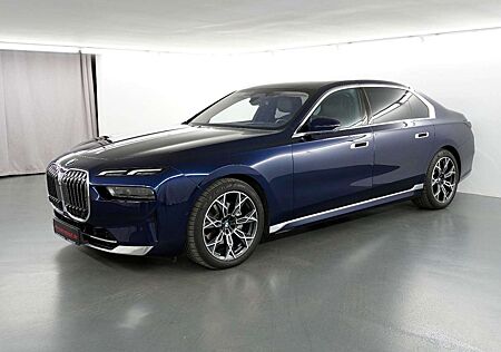 BMW 740 d xDrive Design Pure Excellence Innovation
