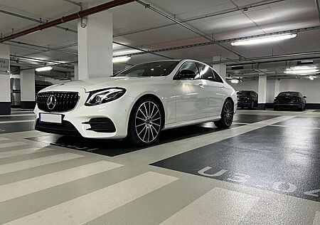 Mercedes-Benz E 350 d 9G-TRONIC AMG Line