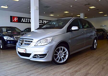 Mercedes-Benz B 180 SPORTPAK./XENON/PANO/COMAND/MTL.RATE 115,-