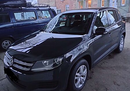 VW Tiguan Volkswagen 2.0 TDI SCR BlueMotion Technology Trend