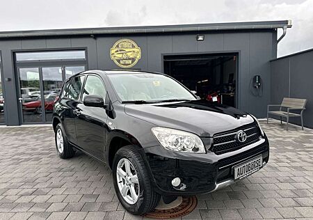 Toyota RAV 4 2.0 4X4 Sol