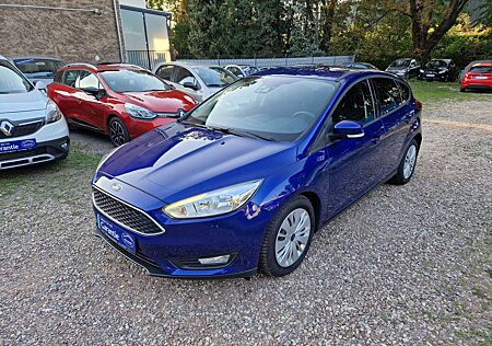 Ford Focus AUTOMATIK Klimatro 74Tkm Sitzhzg Tempom 2H PDC