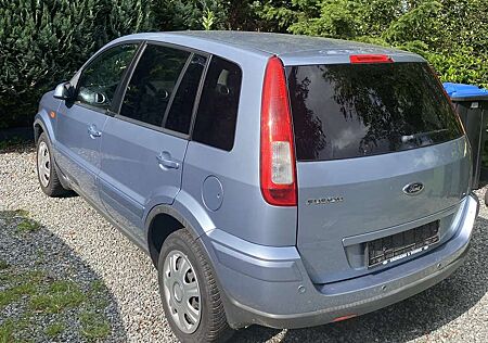 Ford Fusion Plus