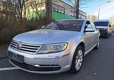 VW Phaeton Volkswagen 3.0 V6 TDI DPF 4MOTION langer Radstand Aut (4 Sitzer)