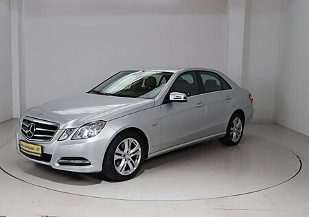 Mercedes-Benz E 200 AVANTGARDE * Xenon * HU/AU 07.26