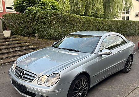 Mercedes-Benz CLK 220 Coupe CDI Automatik Elegance DPF