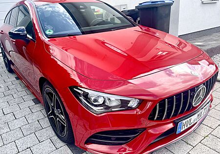 Mercedes-Benz CLA 180 Shooting Brake 7G-DCT AMG Line Night Paket M-BUX