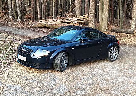 Audi TT Coupe 3.2 quattro Handschalter