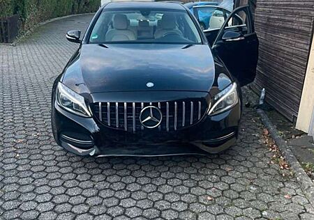 Mercedes-Benz C 220 BlueTEC 7G-TRONIC Edition 1