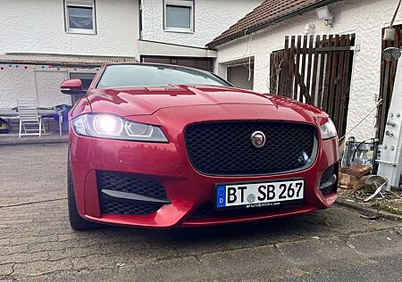 Jaguar XF Diesel 30d Aut. 300 Sport